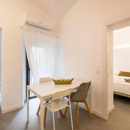 Planeses Apartman