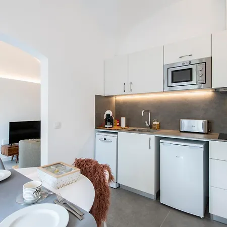 Apartment Planeses *